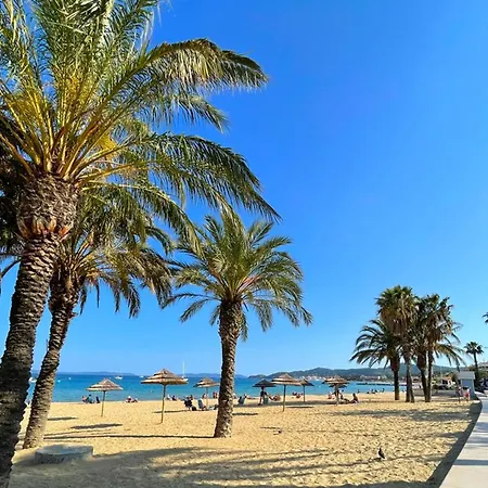 Le Lavandou: 4 Pers, Vue Mer, Proche Plage, Parking - Fr-1-803-27