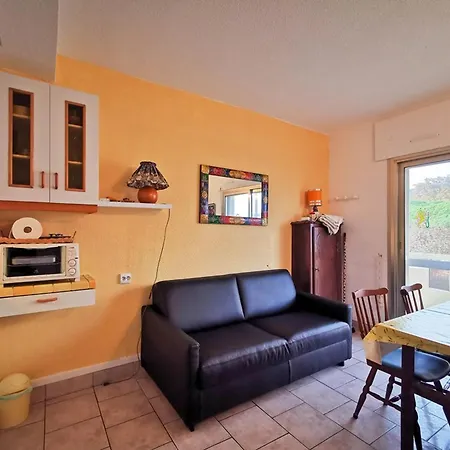 Le Lavandou: 4 Pers, Vue Mer, Proche Plage, Parking - Fr-1-803-27 Apartman *