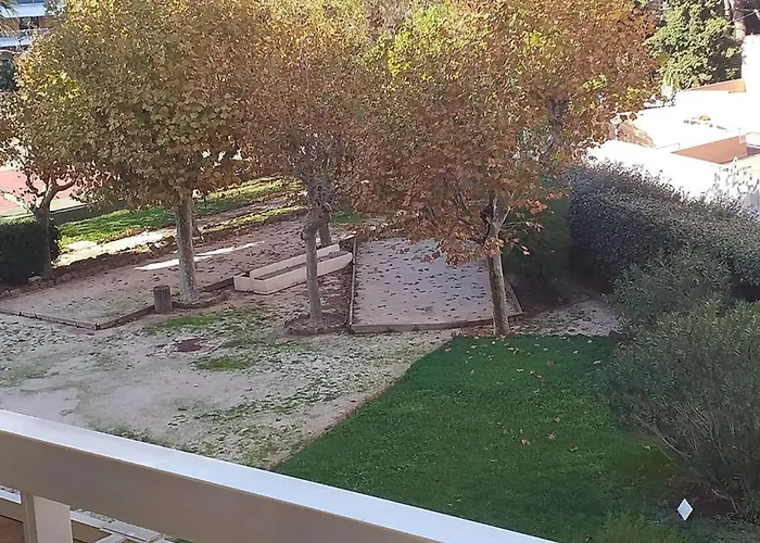 Apartman Le Lavandou: 4 Pers, Vue Mer, Proche Plage, Parking - Fr-1-803-27 Le Lavandou